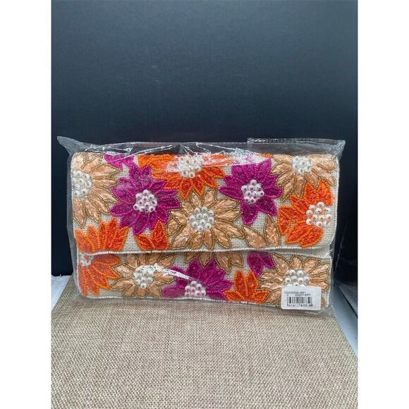 La’Chic Designs Women's Floral Beaded Crossbody Bag Multicolor Embroidery - Picture 1 of 9